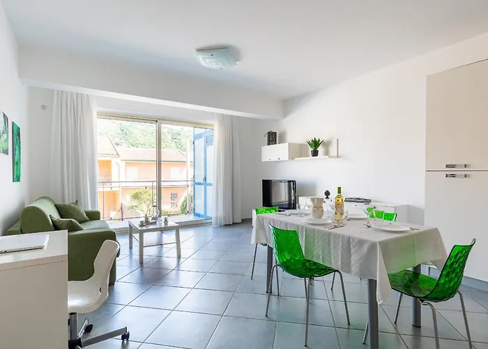 아파트 Terraces D'orlando - Family With Sea View And Pool 카포오를란도