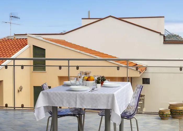 Terraces D'orlando - Family With Sea View And Pool 아파트 카포오를란도