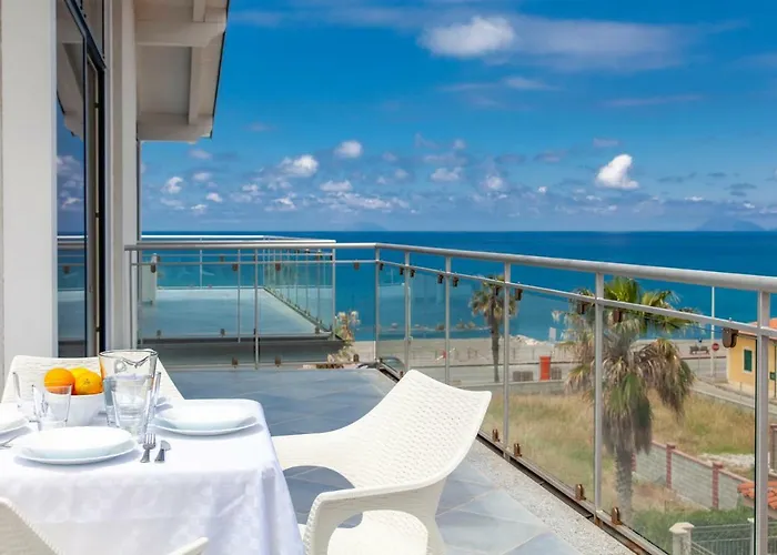 Terraces D'orlando - Family With Sea View And Pool 아파트