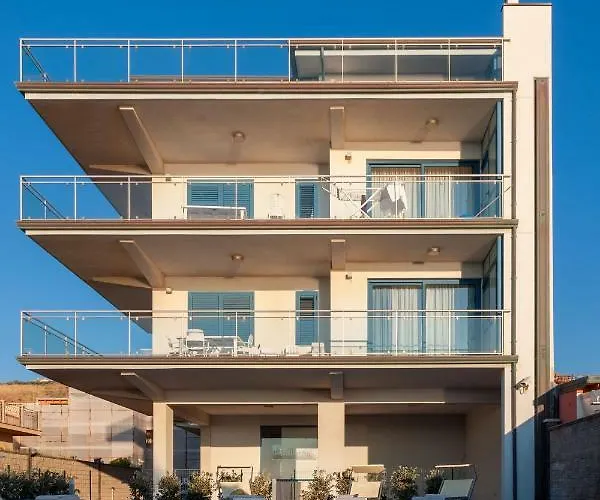 Terraces D'orlando - Family With Sea View And Pool 아파트 카포오를란도